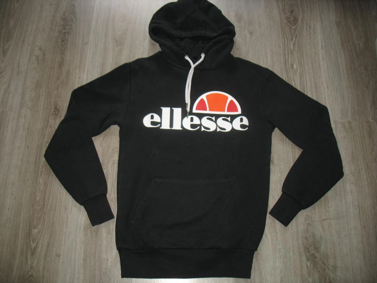 SWEAT SHIRT NOIR A CAPUCHE - ELLESSE - TAILLE XS - n°01